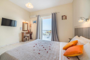 Гостиница Sole e Mare Family Apartments  Планос